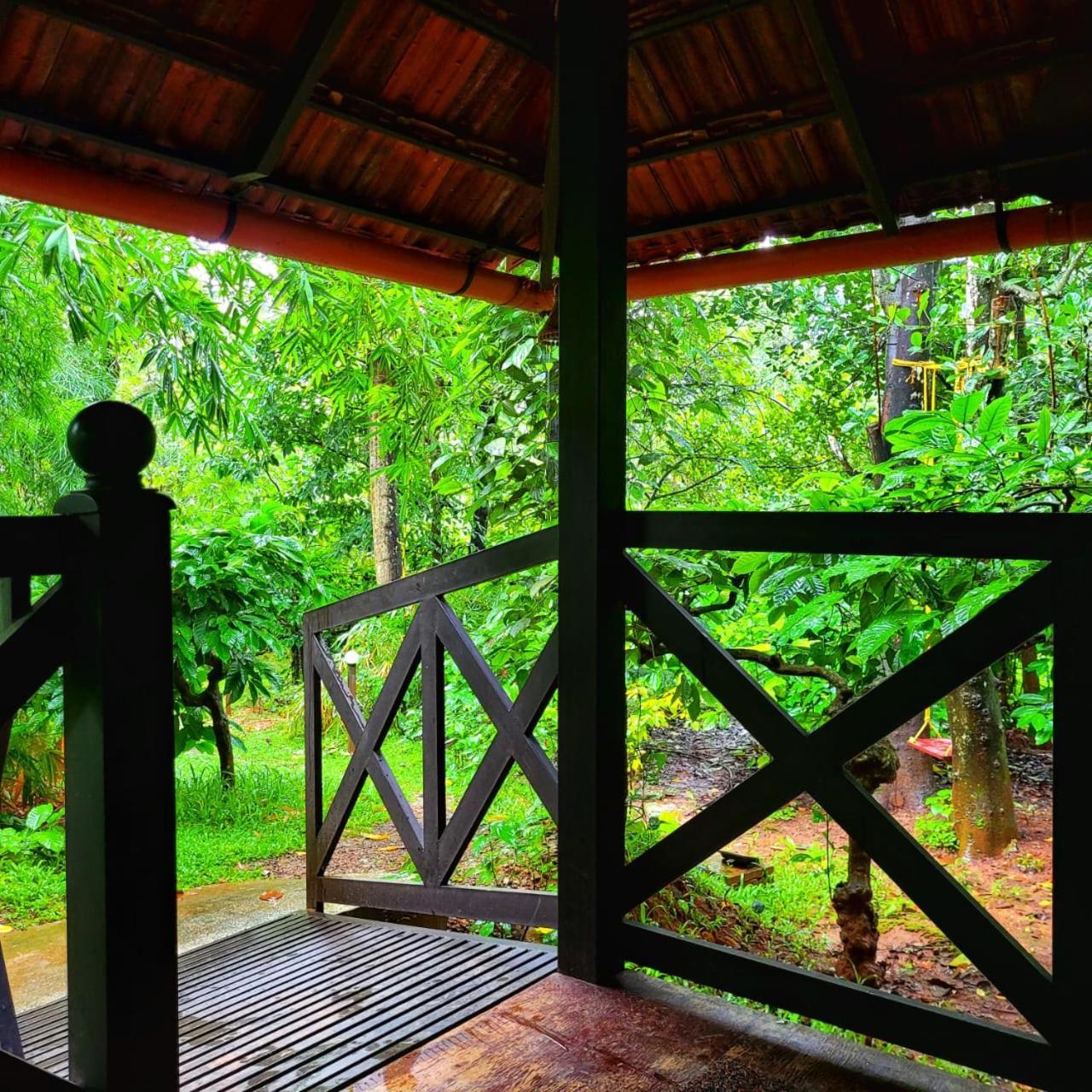 Greens Tree House & Wood House Sultan Bathery Dış mekan fotoğraf